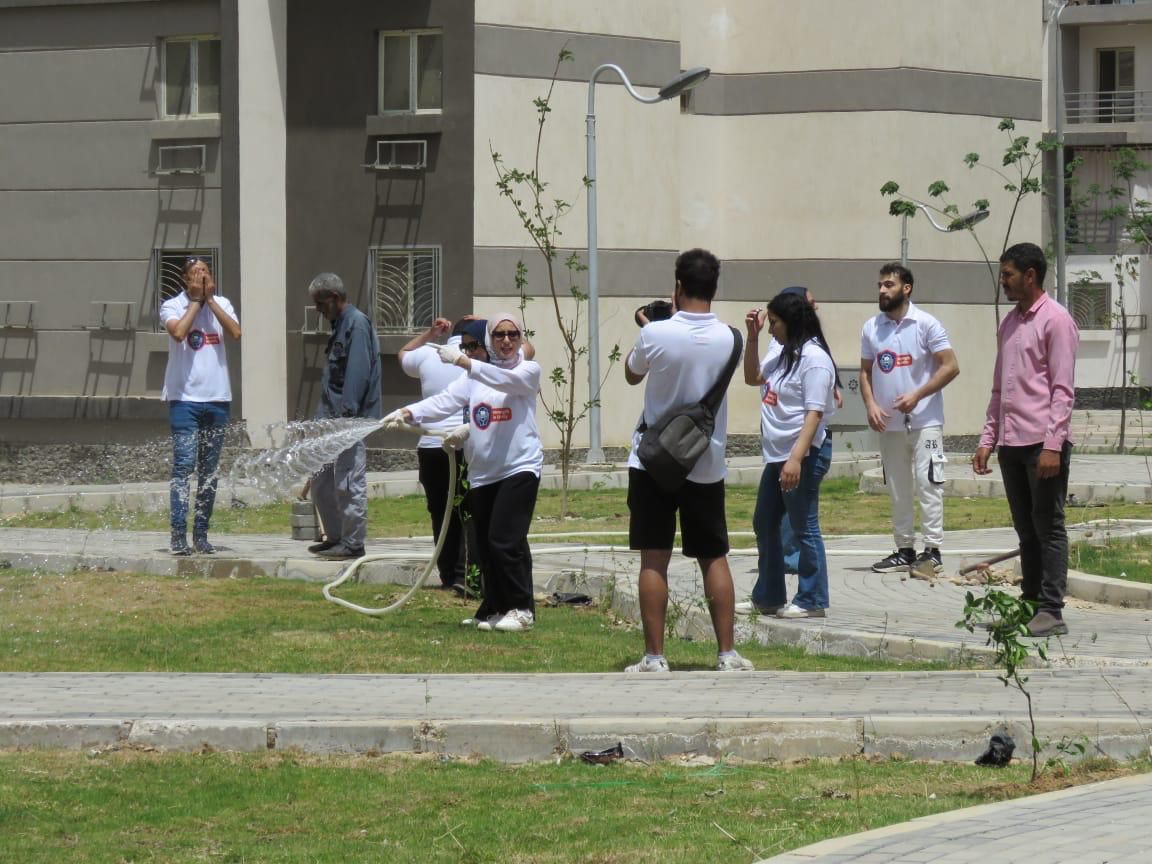 تنفيذ أعمال مبادرة " شجَّرها " لزراعة الشجر المثمر بمنطقة سكن مصر بالعبور الجديدة